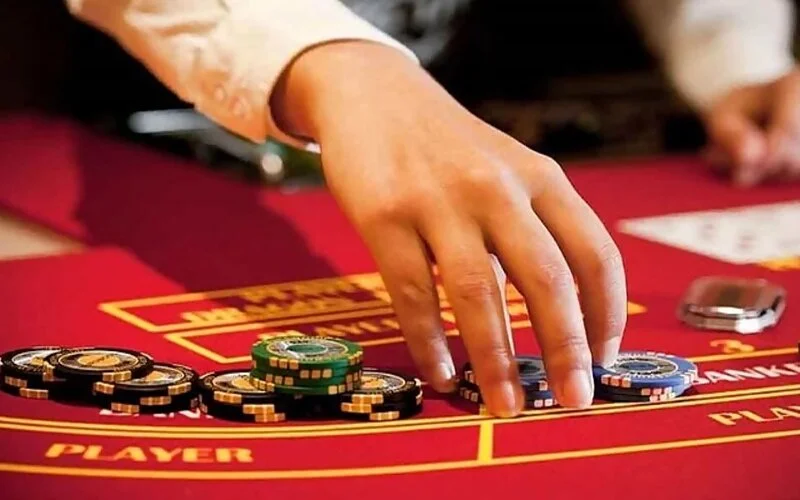 Gợi ý cách chơi Baccarat trực tuyến cho tân thủ năm 2024